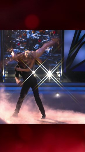 Der letzte Tango, der letzte Tanz und das zu "Last Christmas" 🎄✨ Und nicht nur deshalb war die Performance von René Casselly und Kathrin Menzinger etwas ganz Besonderes... Wie hat es euch gefallen? Alle Tänze unserer Promis seht ihr hier ➡ ️http://on.rtl.de/1/letsdance-2022-alletaenze #LetsDance #RTL #ReneCasselly #Tanzshow #RTLWeihnachten #ChristmasSpecial | Let's Dance