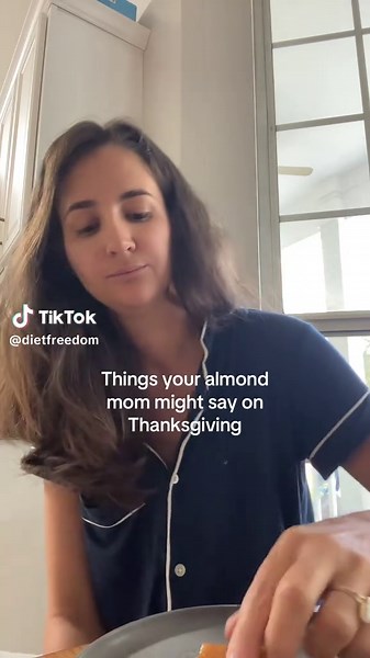 Mo | Intuitive Eating on TikTok