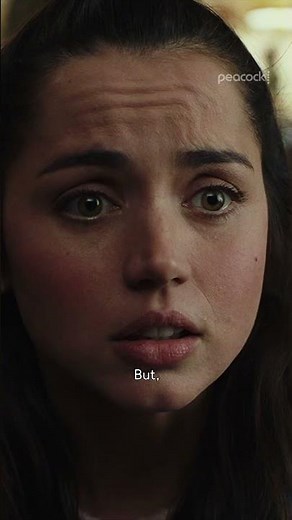 We've got a hole situation here 🍩 #KnivesOut #DanielCraig #AnaDeArmas #Shorts
