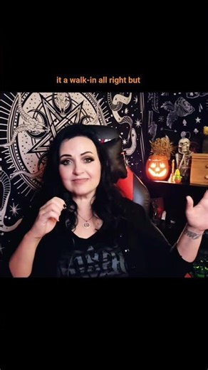 Lilith Walked In 🌸