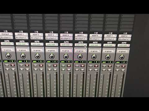 003 Console digidesign &Command 8