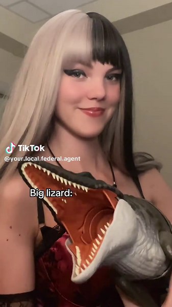 I love the Indominus more than almost any other fictional character but oh my Mosasaurus solos #indominus #mosa #mosasaurus #jurassicworld #jurassicworldmeme