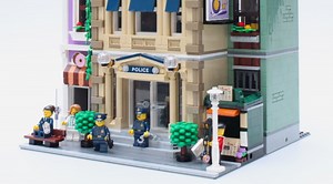 LEGO Modular Buildings Collection 10278 Police Station review