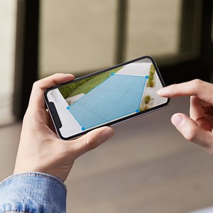 Spotlight Cam Plus Solar