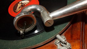 The British Library’s “Sounds” Archive Presents 80,000 Free Audio Recordings: World & Classical Music, Interviews, Nature Sounds & More