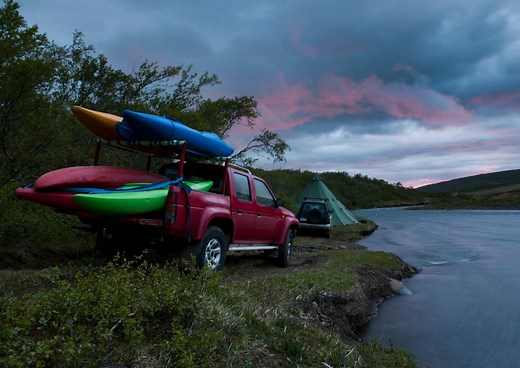 Transporting a Kayak in a Truck Bed - 6 Options! - Cast and Kayak
