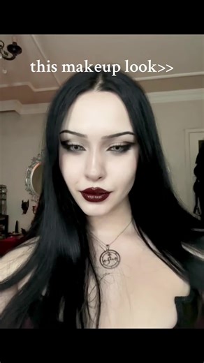 Goth Eye Makeup Tutorial: Elevate Your Gothic Look
