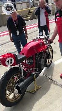 MV Agusta GP 500/4 engine start and warmup - early 70s melodies #goran2003