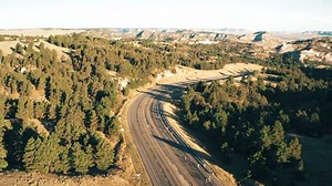Don’t miss the towering natural landmarks, pine-covered hills, rugged badlands… Register for Nebraska’s most beautiful race by June 1 to beat the price increase! | Visit Nebraska
