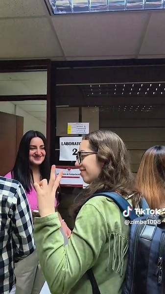 Estudiante de medicina en me examen de acreditación #fyp #medicine #CACES #quito_ecuador🇪🇨 #ingeniero