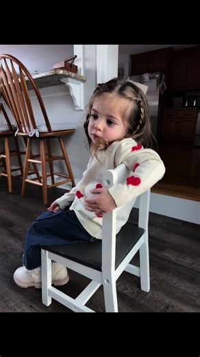 Angela (@angela_wangela)’s videos with original sound - andrea