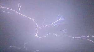 12K views · 406 reactions | Bzzzzzt https://imgur.com/gallery/boTgo3i | Imgur | Facebook