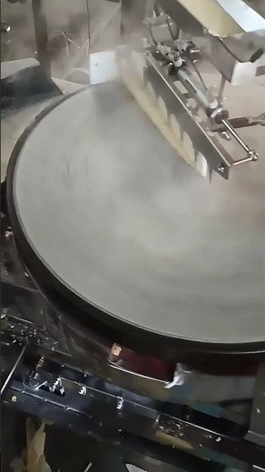 Industrial Crepe Maker: Perfect Crepes in Seconds!