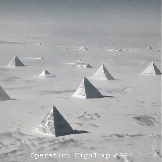 Operation HighJump declassified under FOIA. October 1946 Antarctica - Admiral Richard E Byrd