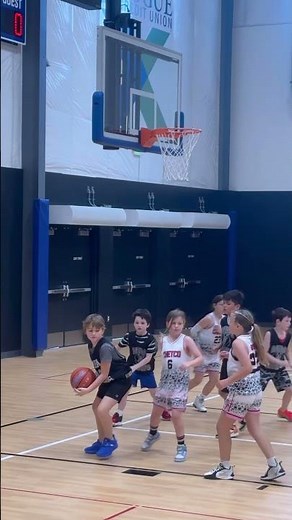Maverick’s So Good At Setting Up For Weak Side Rebound!!! #basketball #shorts #noahflood #games