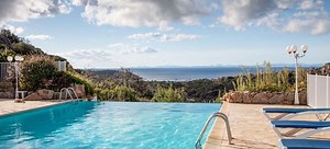 Infinity Pools: Pros and Cons to Installing one in Your Backyard | DoItYourself.com