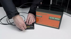 ECO-WORTHY 30A Solar Charger Controller Bluetooth,Solar Panel Battery Intelligent Regulator with Dual USB Ports Auto 12/24V PWM Negative Ground for Lithium,Lead-Acid,Gel Battery