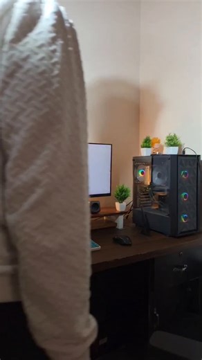 Iron Coding | Android Developer | Flutter | Web Developer on Instagram: "The Fastest Way to Build Full-Stack Apps in 2025 💻 In this video, I show you an AI tool - CodeFlying, a no-code AI tool that builds real, production-ready full-stack applications from just a prompt. CodeFlying gives you everything: the frontend, backend, database, APIs — all automatically. No Supabase setup, no backend configuration, no deployments to manage. It generates its own AI-native backend, so you don’t have to int