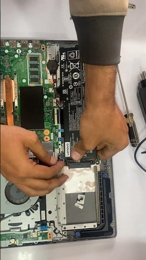 Replace the battery of Lenovo Laptop!!
