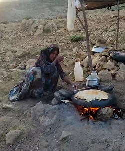 65K views · 602 reactions | Enjoy the peaceful rhythm of village life as a Turkish woman prepares soft, delicious flatbread using wheat flour over an open fire. #TraditionalBread #TurkishCooking #VillageLife #Flatbread | Village Cooking | Facebook