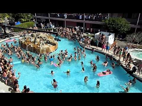 Spring Breakers - Selena Gomez pool party scene!!!