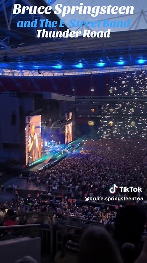 Bruce Springsteen Live at Wembley: Thunder Road Highlights