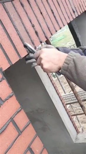 Applying Cement to a Brick Wall: Step-by-Step Guide