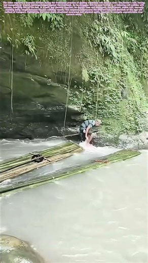 Logjam on the River: Split-Second Instincts in Traditional Bamboo Rafting