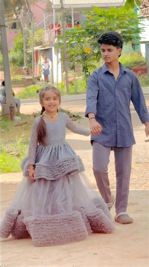 Comment movie name 🩶😘🙈 #kgf2 #mehabooba #yash #trending #couple #viral #love #shorts #ytshorts