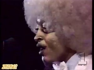 The Undisputed Truth: "Smiling Faces Sometimes" live (1971) Smiling Faces Sometimes" is a soul song written by Norman Whitfield and Barrett Strong for the Motown label. It was originally recorded by the Temptations in 1971. Producer Norman Whitfield had the song re-recorded by the Undisputed Truth the same year, resulting in a number-three Billboard Hot 100 position for the group. "Smiling Faces" was the only Top 40 single released by the Undisputed Truth, and was included on their debut album T