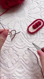 Beautiful Crochet Hairclip Design | Quick & Cute DIY! #CrochetDesigns #HandmadeAccessories