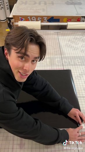 Sign Class Tutorial: Tools and Techniques for Sign Making