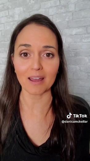 Check out my 2-minute makeup lesson! 🎉You guys already know how much I LOVE @Laura Geller Beauty Baked Foundations, so I am really excited to share their Baked Starter Kit 2.0 with you - and it's everything you need for your whole face (I literally just added mascara and lips)! This kit has all the best products, including the iconic Baked Balance-n-Brighten Foundation, Best of the Best Full Face Palette, and brushes for a complete makeup look. The results enhance my natural features without lo