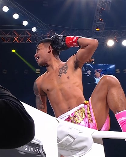 713K views · 15K reactions | Thai icon Rodtang delivered an extraordinary performance against Japanese megastar Takeru in the main event of ONE 172 in Japan, securing a US$50K performance bonus in the process! #ONE172  Available on ONE YouTube and ONE Facebook outside of Japan | ONE Championship | Facebook