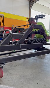 367K views · 15K reactions | Quick watts link on Shane’s chassis before tube time | Mutiny Frame & Body | Facebook