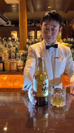 完コピ！西のバーテンダーによる美しいバーパフォーマンス！栄にあるBar ZANQでは西のバーテンダーによる美しいパフォーマンスが楽しめます！ダイナミックな演出は最高でした #japanesefood