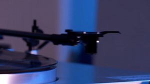 Turntable Scratch Videos: Download 163+ Free 4K & HD Stock Footage Clips - Pixabay