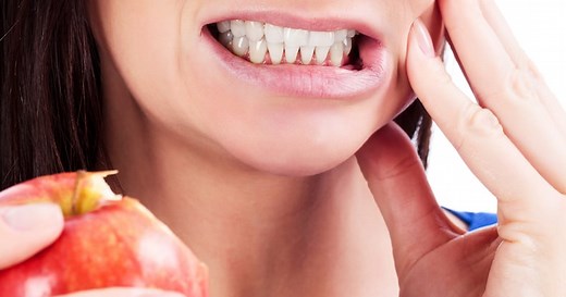 What to Eat After Tooth Extraction: Liquid and Soft Food Guide