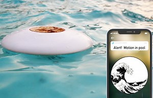 Wave floating pool monitor alerts you when movement is detected