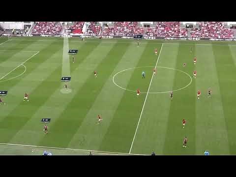 Marcelo Bielsa Tactics - Runs Beyond the Defensive Line in a Game