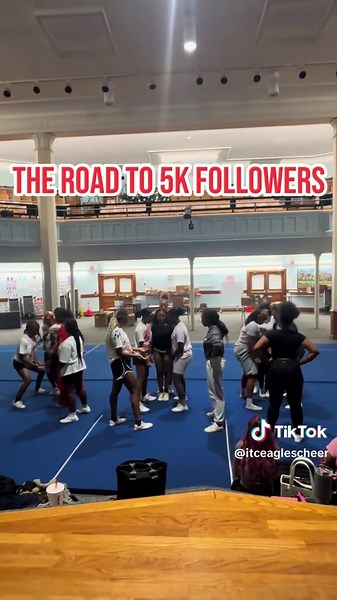 Cheerleading Practice Highlights and Stunts