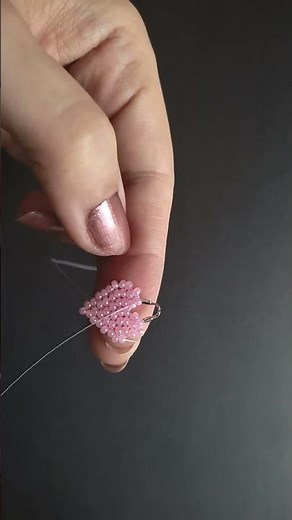 seed bead heart earrings, beading tutorial for beginners