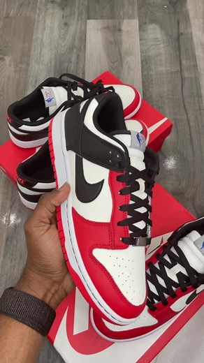 Raw Unboxing: NBA x Nike Dunk Low EMB 75th Anniversary Chicago #nike #dunk #sneakerhead #unboxing #chigaco