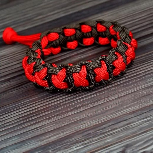 Crisscrossed Paracord Bracelet #shorts