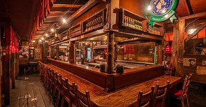 20 Classic Restaurants Every Angeleno Should Try