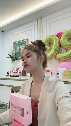 Ano yung bulong’??#syglow #motherlou #pampaputi #skincare #whitening