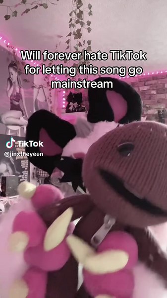 Understanding LBP Players' Pain