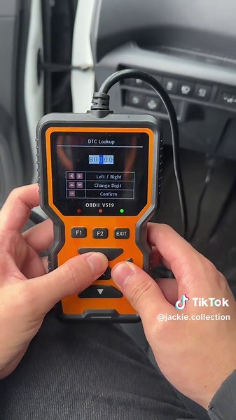 OBD2 Scanner: Save on Mechanic Fees Easily