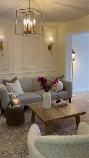 Transform your home into a luxurious five-star hotel with the Mini Pro Scent Diffuser! ✨ Our elegantly crafted scents bring the sophistication of 5-star hotels into your home, turning every moment into a luxurious escape. | Aroma360 | Facebook