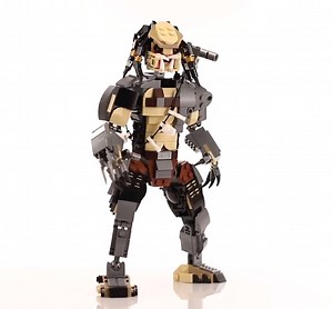 GET TO THE CHOPPA! Build for yourself with instructions here: https://bit.ly/359PNZ1 | Beyond the Brick